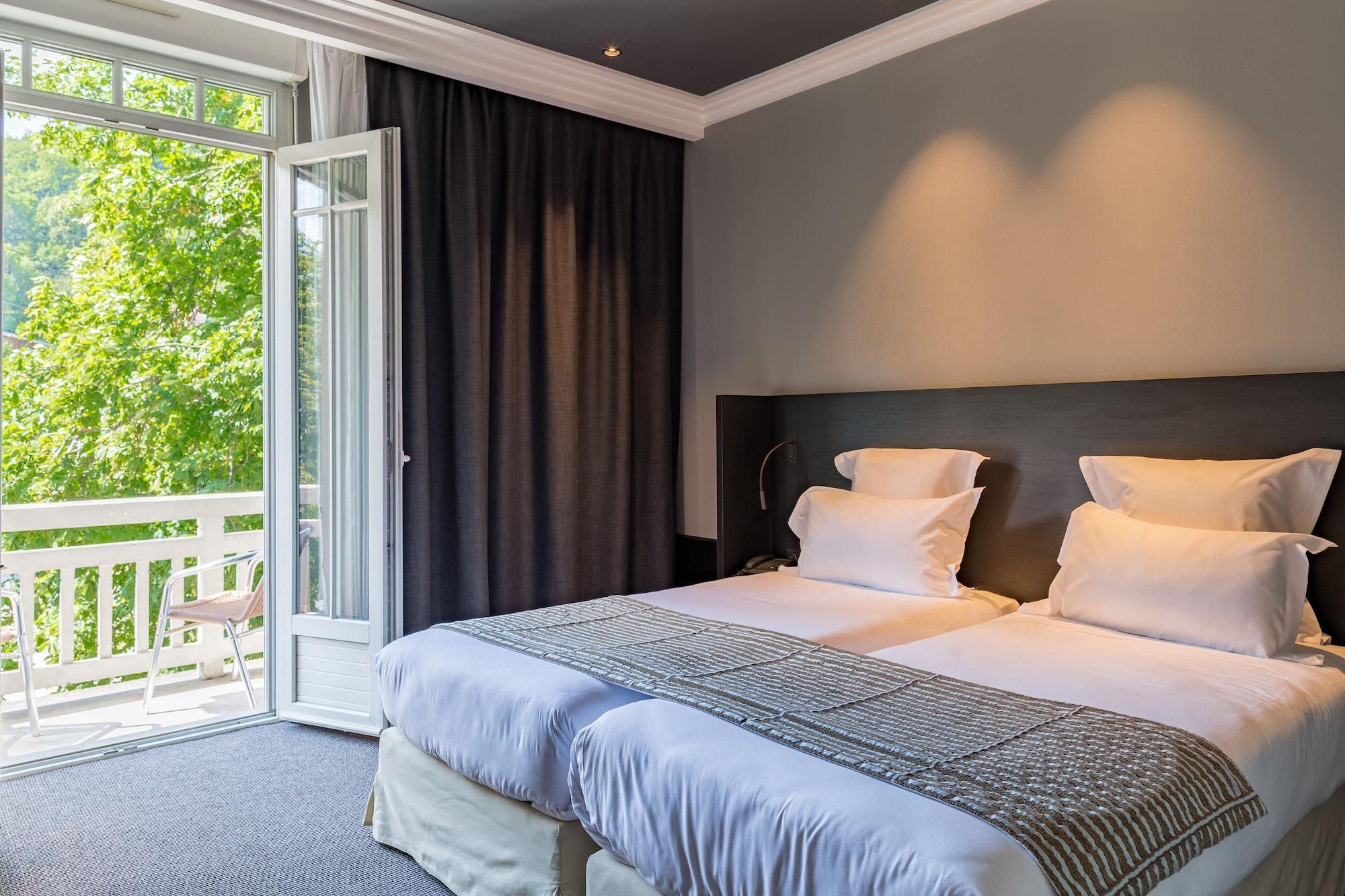 Golf Hotel