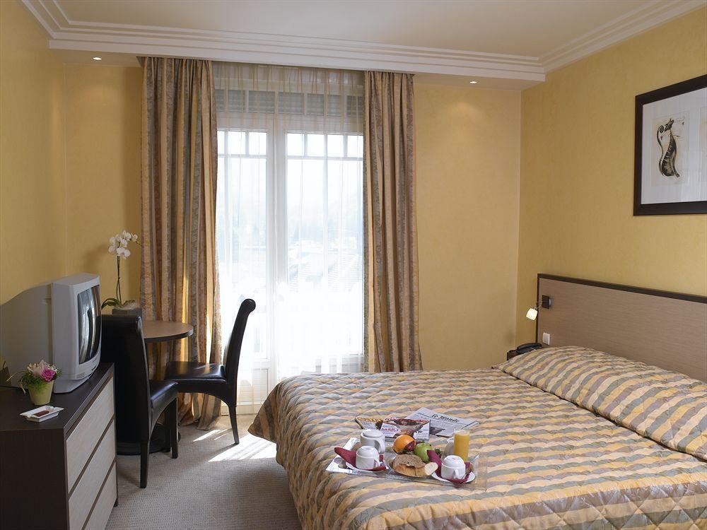 Golf Hotel 4*