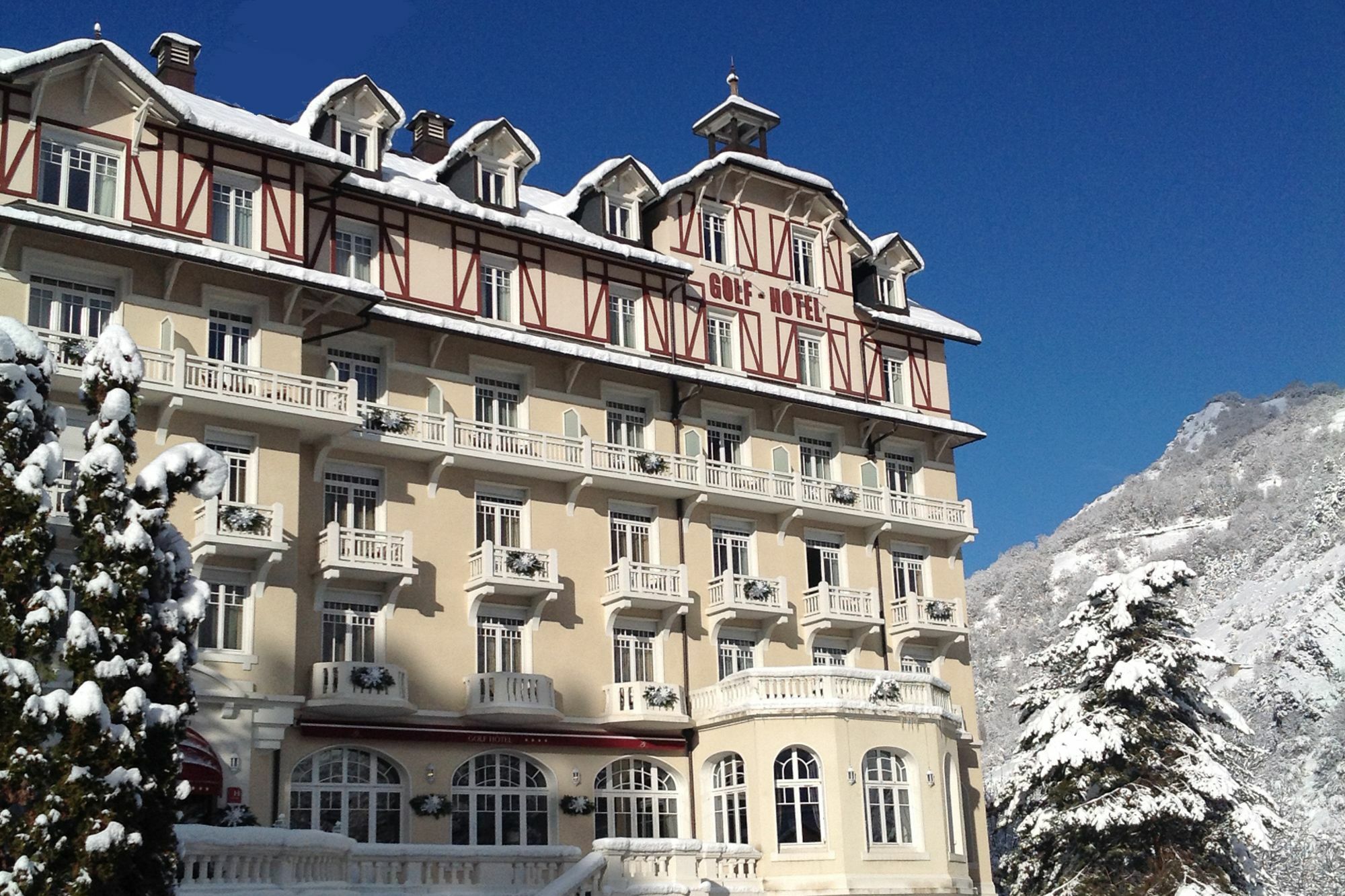 Hotel Golf 4*